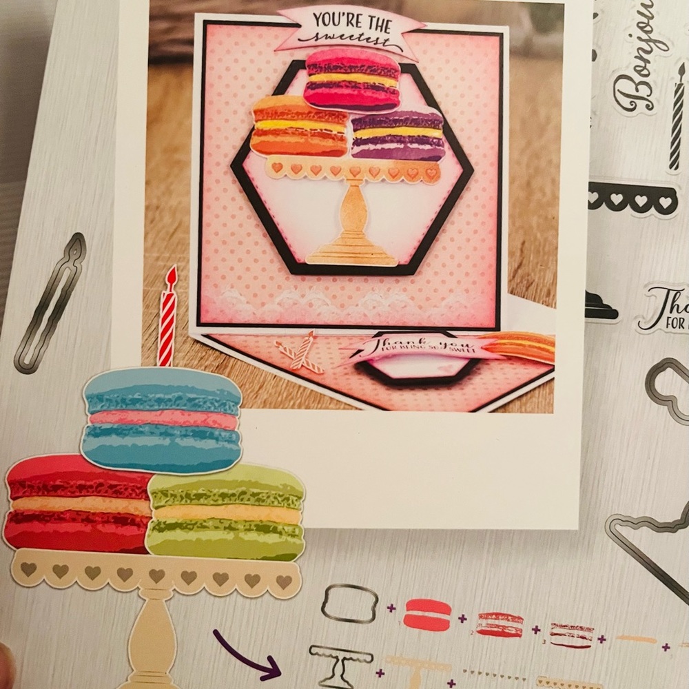 22pc Macarons Stamp & Die Set - Picture 14 of 15